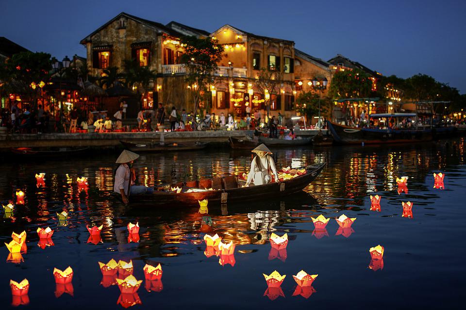 hoi an lanten boat